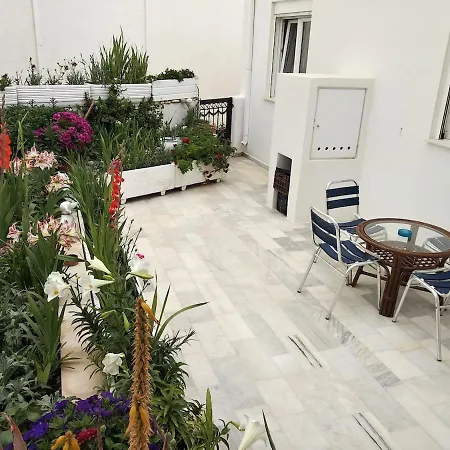 Apartment Flowers' Naxos City